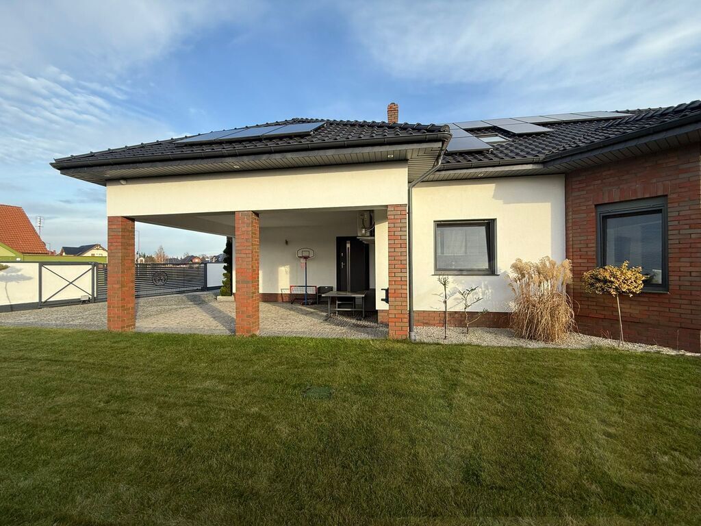 dom wolnostojący, 5 pokoi Rydzyna. Zdjęcie 25