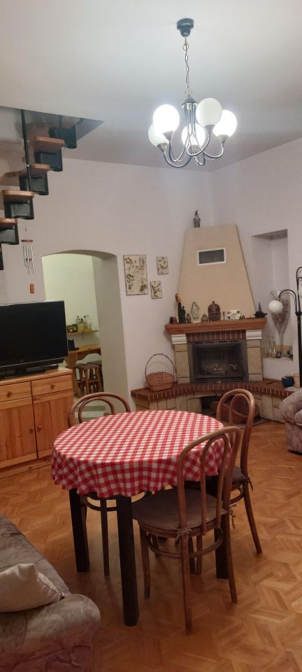 Mieszkanie 3-pokojowe Kaplityny. Zdjęcie 1