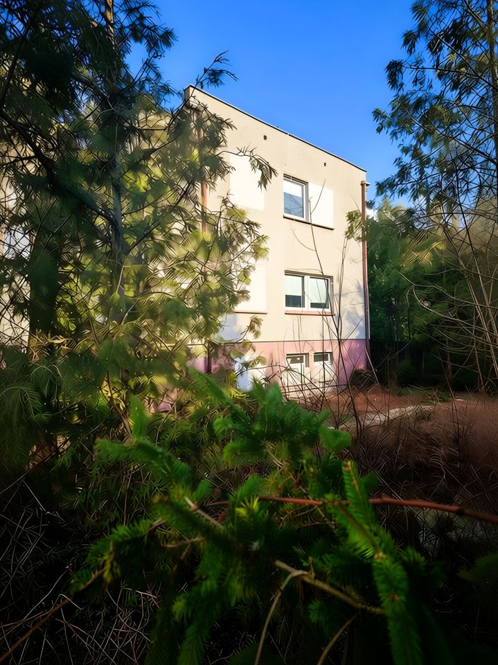 dom wolnostojący, 6 pokoi Radwanice, ul. Stanisława Wyspiańskiego. Zdjęcie 2