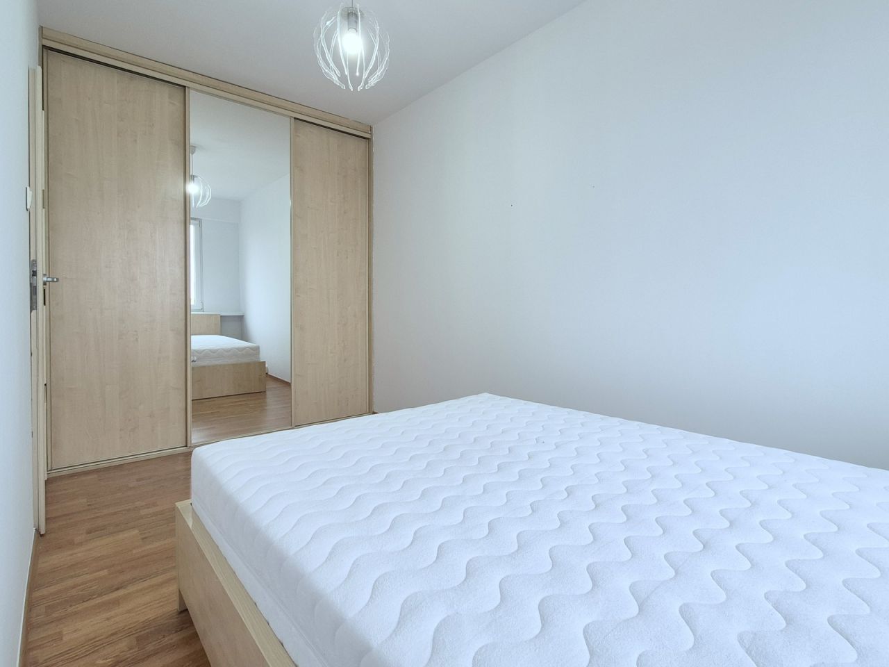 Mieszkanie 3-pokojowe Bełchatów Edwardów, os. Dolnośląskie. Zdjęcie 2