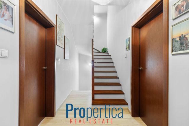 bliźniak, 5 pokoi Ożarów Mazowiecki, ul. Rumiana. Zdjęcie 12