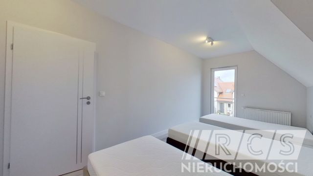 dom szeregowy, 5 pokoi Tyniec Mały. Zdjęcie 8