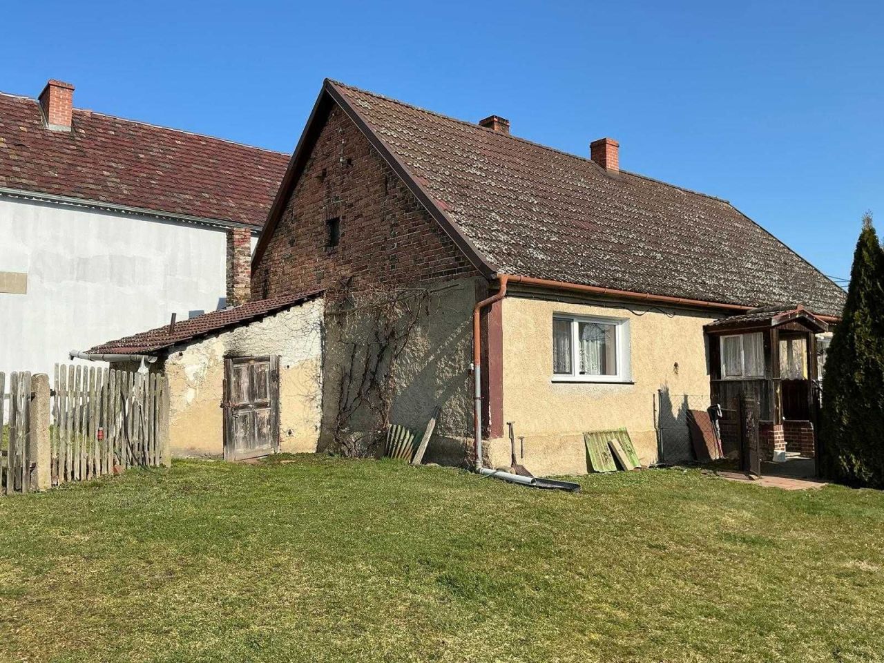 dom wolnostojący Dąbrowa. Zdjęcie 1