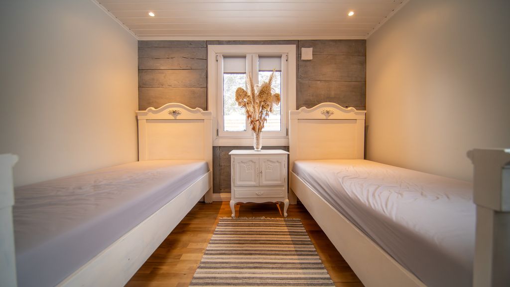 dom, 2 pokoje Sewerynów. Zdjęcie 5