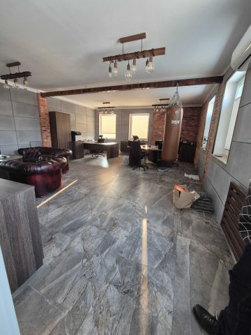 Biuro Gdańsk Orunia, ul. Trakt św. Wojciecha. Zdjęcie 1