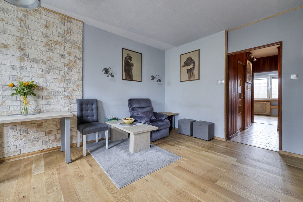 Mieszkanie 4-pokojowe Warszawa Włochy, ul. 1 Sierpnia. Zdjęcie 4