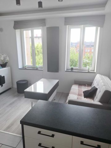 Mieszkanie 1-pokojowe Boguszów-Gorce, ul. Adama Mickiewicza. Zdjęcie 1