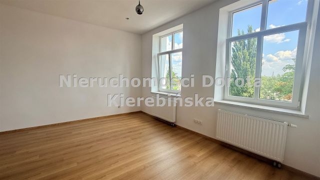 Mieszkanie 3-pokojowe Tomaszów Mazowiecki, ul. św. Antoniego. Zdjęcie 1