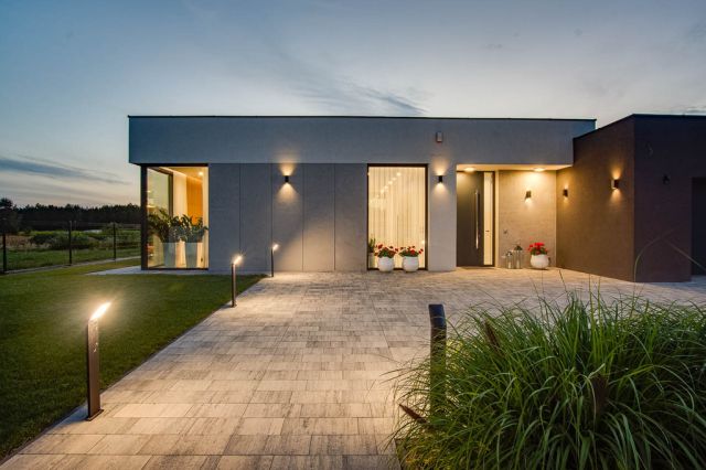 dom wolnostojący, 4 pokoje Piątkowisko. Zdjęcie 1