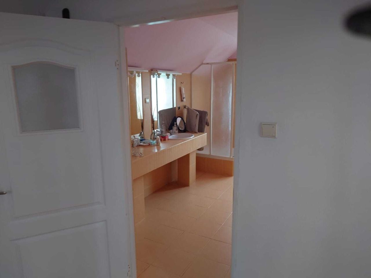 dom wolnostojący, 5 pokoi Chyża. Zdjęcie 8