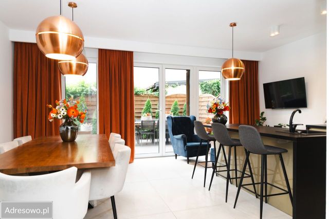 dom szeregowy, 5 pokoi Marki. Zdjęcie 1