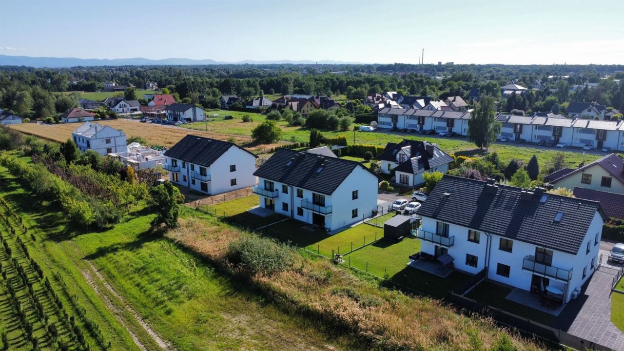 Mieszkanie 4-pokojowe Pszczyna Podstarzyniec. Zdjęcie 2