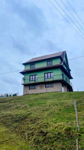 dom wolnostojący, 7 pokoi Mochnaczka Niżna. Zdjęcie 2