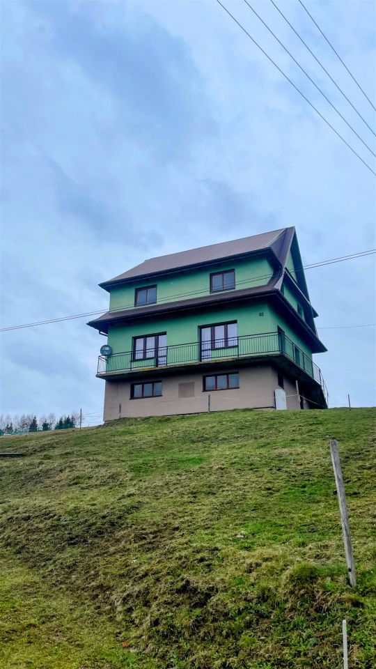 dom wolnostojący, 7 pokoi Mochnaczka Niżna. Zdjęcie 2