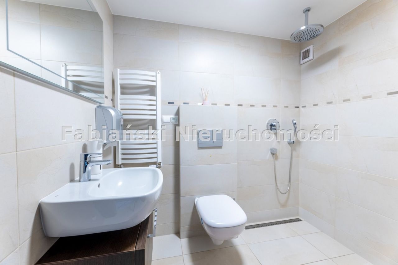 dom wolnostojący, 5 pokoi Poznań. Zdjęcie 14