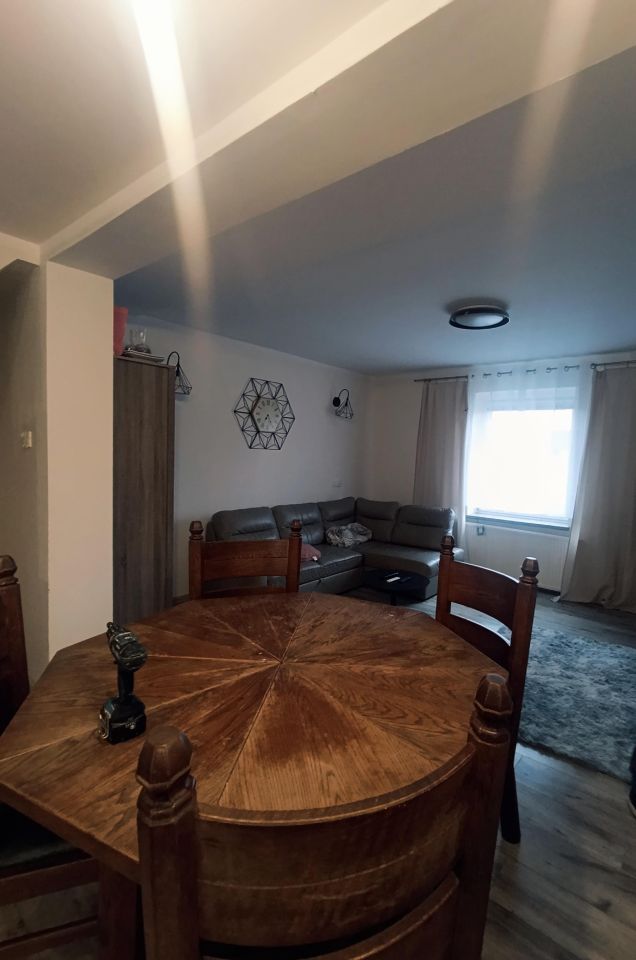 gospodarstwo, 5 pokoi Ciećmierz. Zdjęcie 6