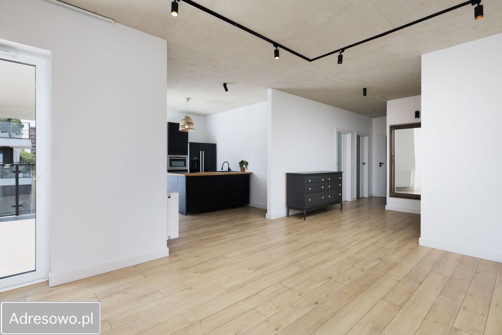 Mieszkanie 3-pokojowe Katowice os. Witosa, ul. Piotra Bardowskiego. Zdjęcie 4