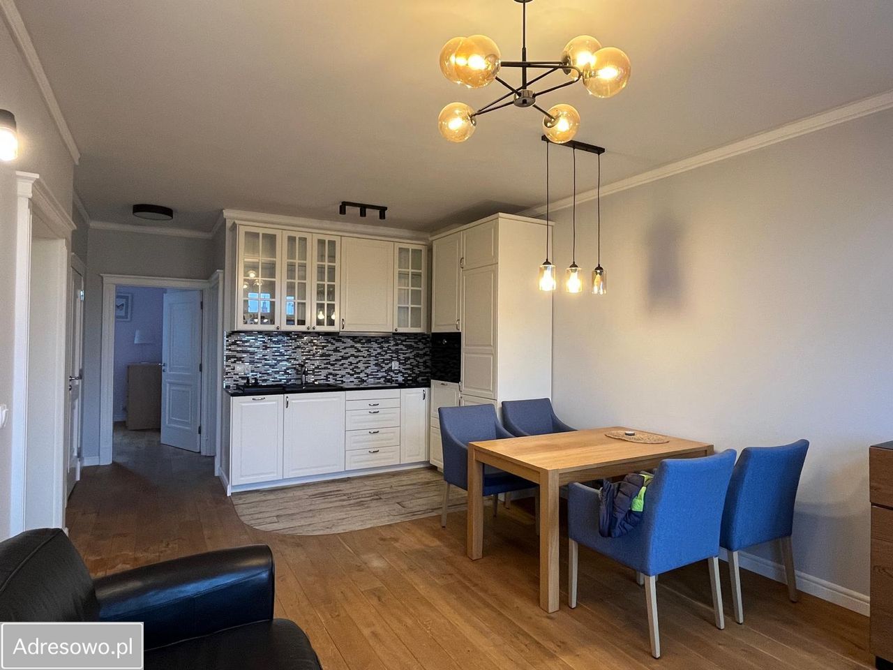 Mieszkanie 4-pokojowe Poznań Centrum, ul. Wierzbowa. Zdjęcie 12