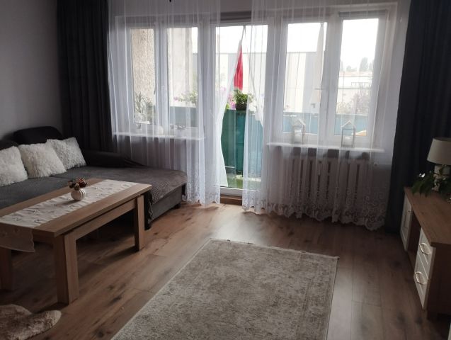 Mieszkanie 3-pokojowe Świnoujście Centrum, ul. Szkolna. Zdjęcie 1