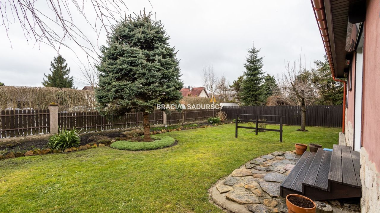 dom wolnostojący, 4 pokoje Michałowice, ul. Komora. Zdjęcie 27