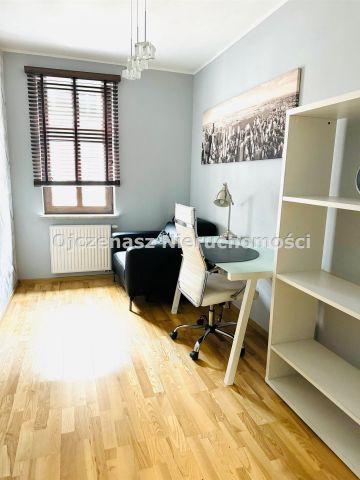 Mieszkanie 4-pokojowe Bydgoszcz Śródmieście. Zdjęcie 4