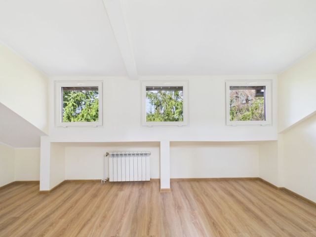 dom wolnostojący, 8 pokoi Nadarzyn, ul. Spokojna. Zdjęcie 4