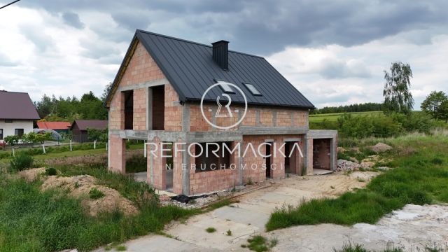 dom wolnostojący, 5 pokoi Wola Zgłobieńska. Zdjęcie 2