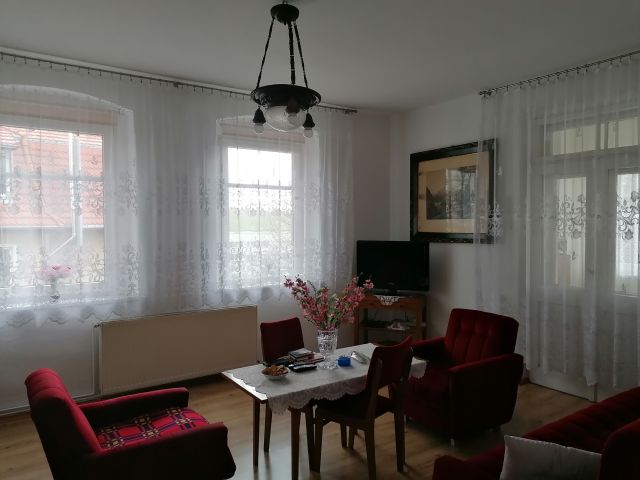 Mieszkanie 3-pokojowe Wałbrzych Biały Kamień, ul. Piaskowa. Zdjęcie 1