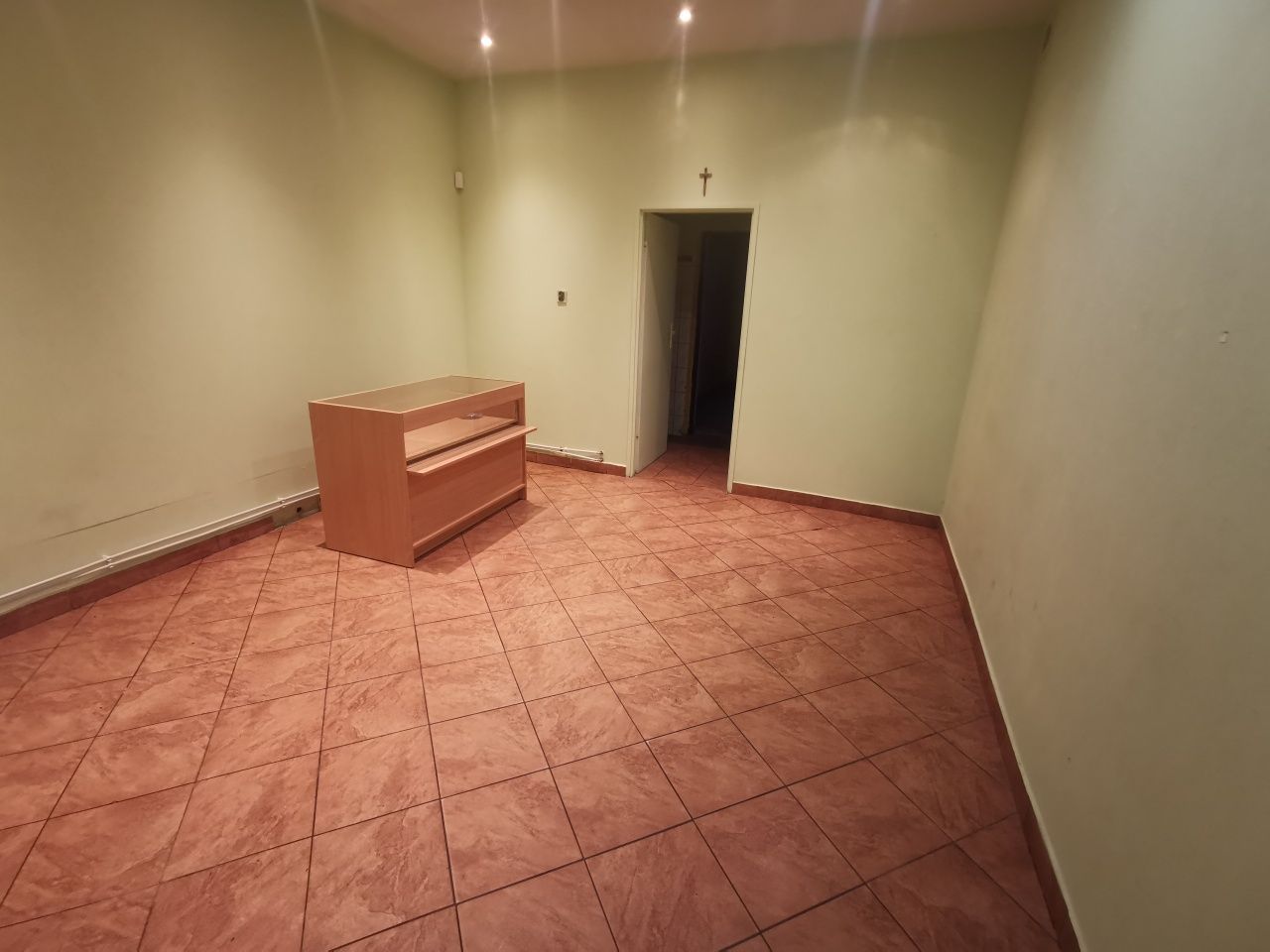 Lokal Lutomiersk, ul. Tadeusza Kościuszki. Zdjęcie 2