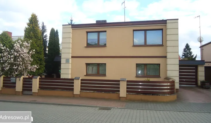 dom wolnostojący, 7 pokoi Szamotuły, ul. Jaśminowa