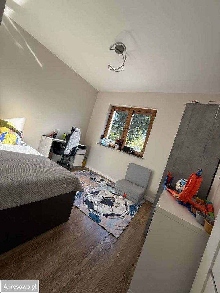 dom wolnostojący, 4 pokoje Uciechów. Zdjęcie 5