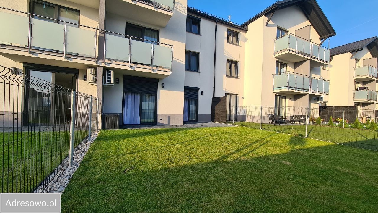 Mieszkanie 3-pokojowe Niepołomice, ul. Generała Włodzimierza Potasińskiego. Zdjęcie 1