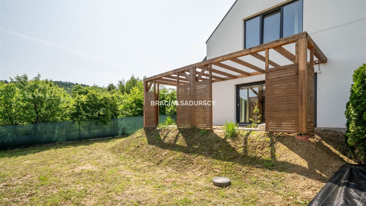 dom, 4 pokoje Krzywaczka. Zdjęcie 15