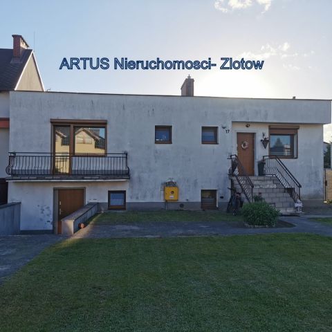 dom wolnostojący, 6 pokoi Złotów. Zdjęcie 2