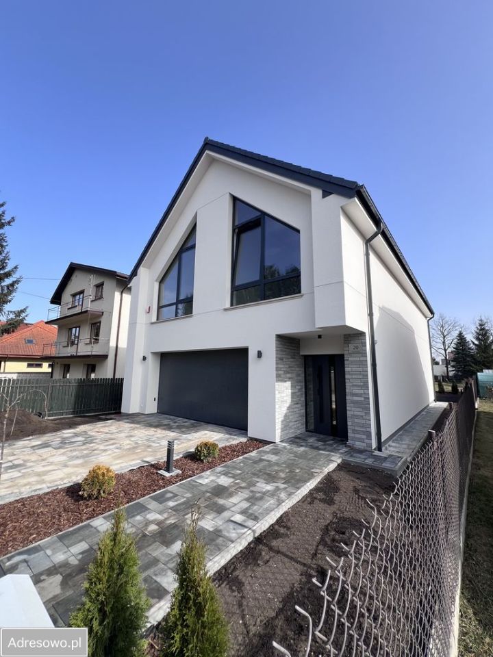 dom wolnostojący, 4 pokoje Sulejówek. Zdjęcie 2