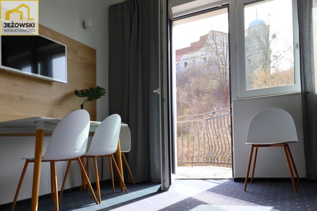 dom, 6 pokoi Janowiec. Zdjęcie 7