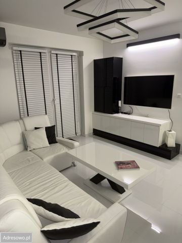 Mieszkanie 2-pokojowe Ostrów Wielkopolski, ul. Zębcowska. Zdjęcie 1