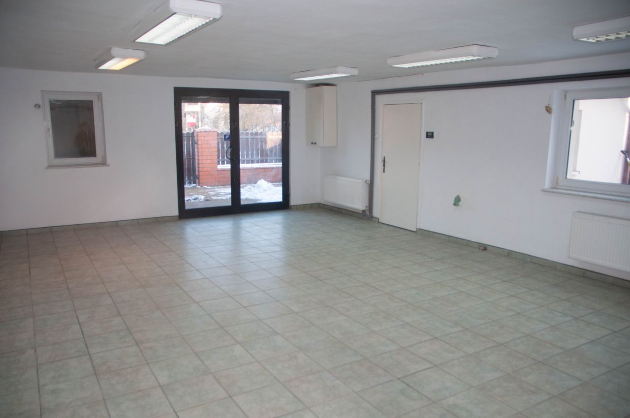 Nieruchomość komercyjna Katowice Ochojec, ul. Koników Polnych. Zdjęcie 2