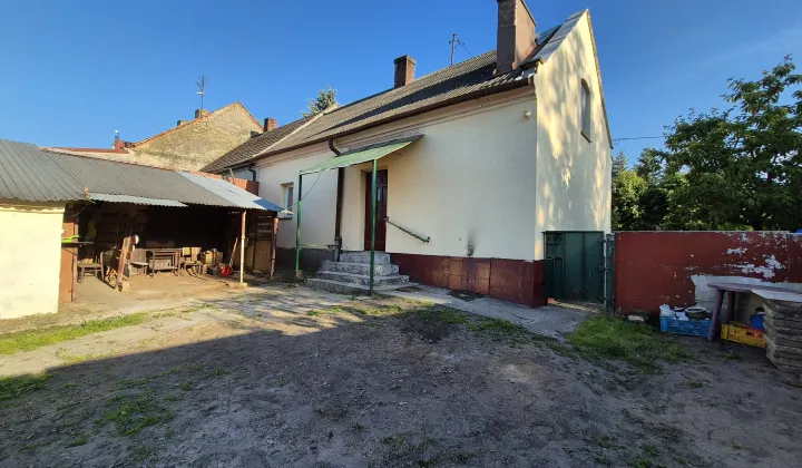 dom szeregowy, 2 pokoje Ćmielów, ul. Sandomierska