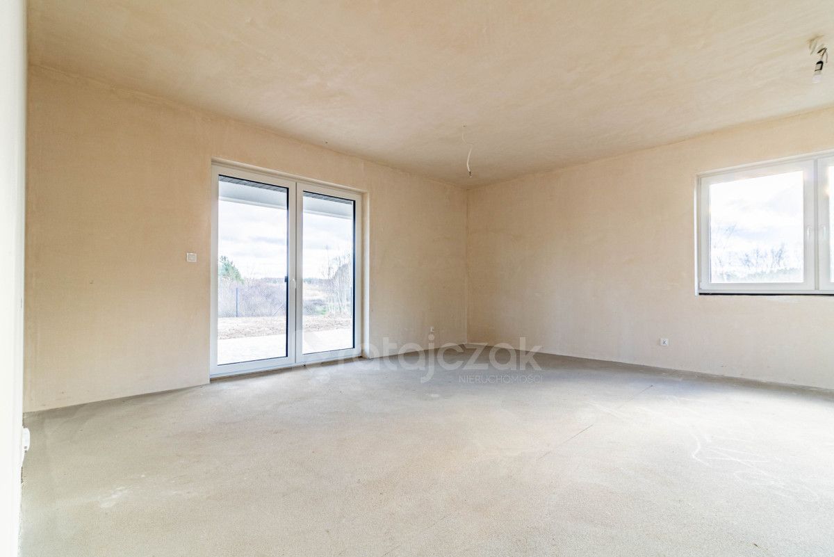 dom wolnostojący, 5 pokoi Kłodawa, ul. Słoneczna. Zdjęcie 9