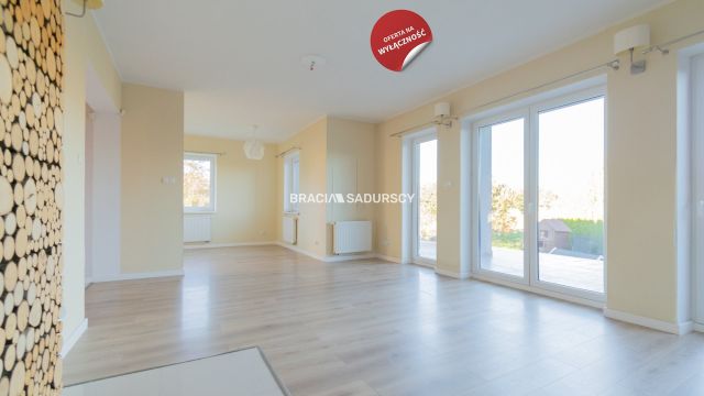 bliźniak, 6 pokoi Wola Luborzycka. Zdjęcie 1