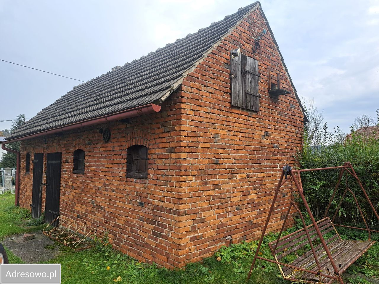 dom wolnostojący, 3 pokoje Leśna, ul. Spokojna. Zdjęcie 3