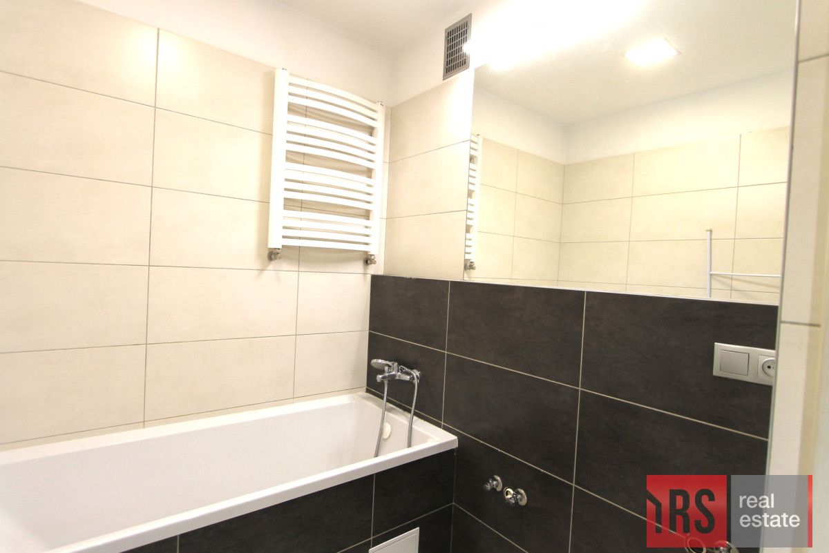 Mieszkanie 3-pokojowe Bytom Stroszek, ul. Szymały. Zdjęcie 7