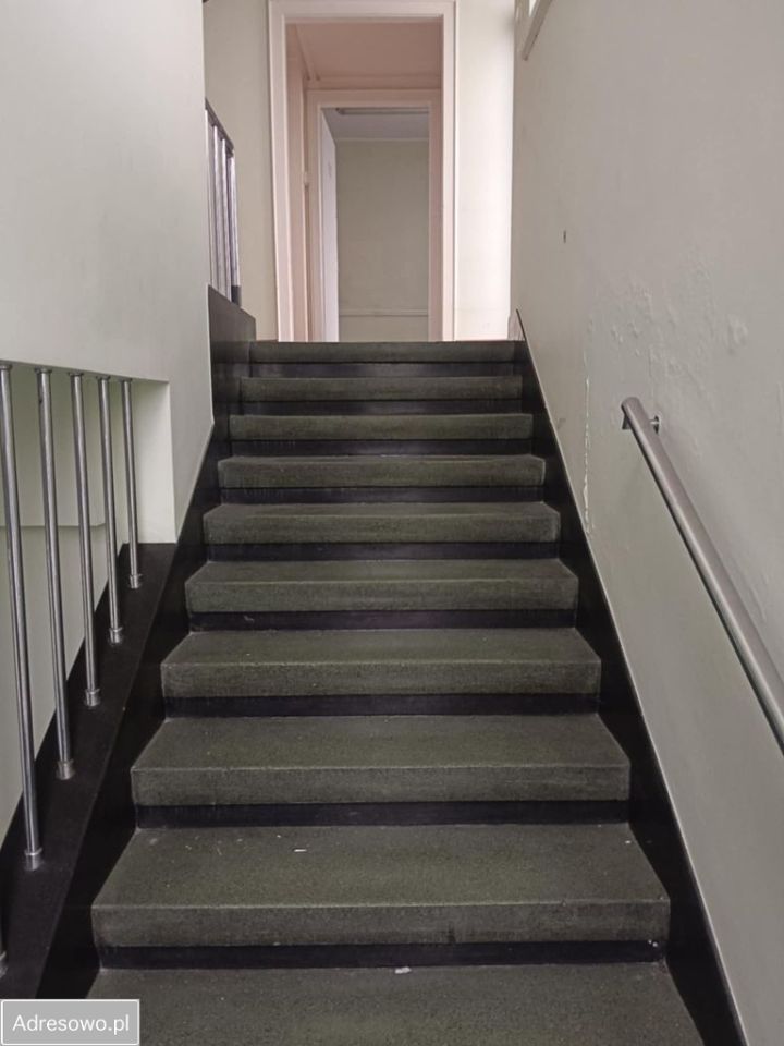 Lokal Bielsko-Biała, ul. Władysława Broniewskiego. Zdjęcie 2