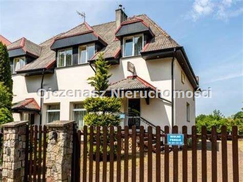 dom, 17 pokoi Jastrzębia Góra