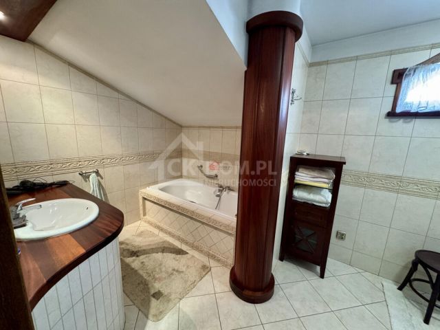 dom wolnostojący, 9 pokoi Starachowice. Zdjęcie 17