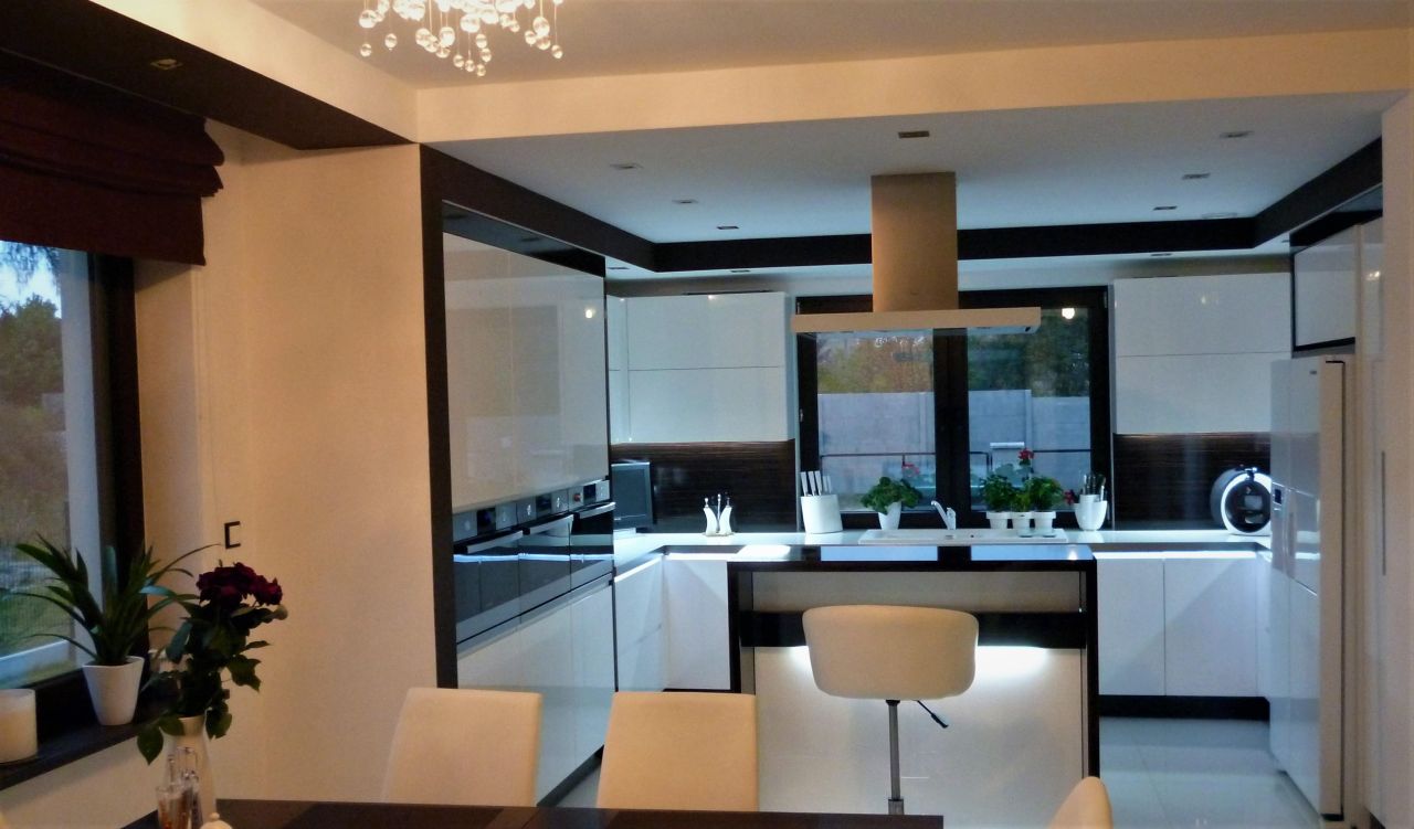 dom wolnostojący, 7 pokoi Kielce Zalesie, ul. Zalesie. Zdjęcie 12