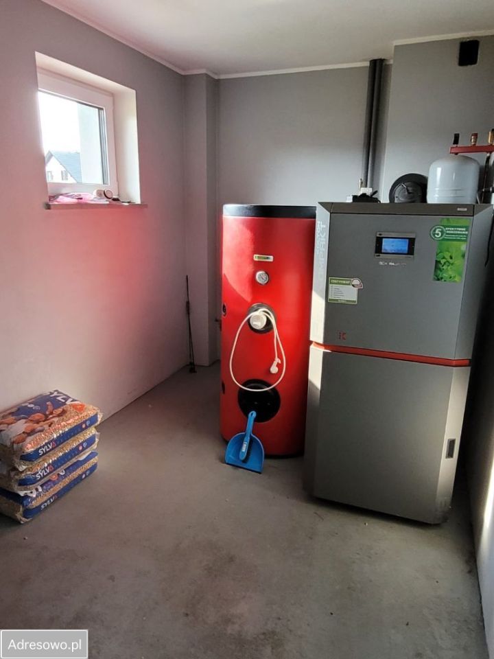 dom wolnostojący, 5 pokoi Kiełpin. Zdjęcie 2