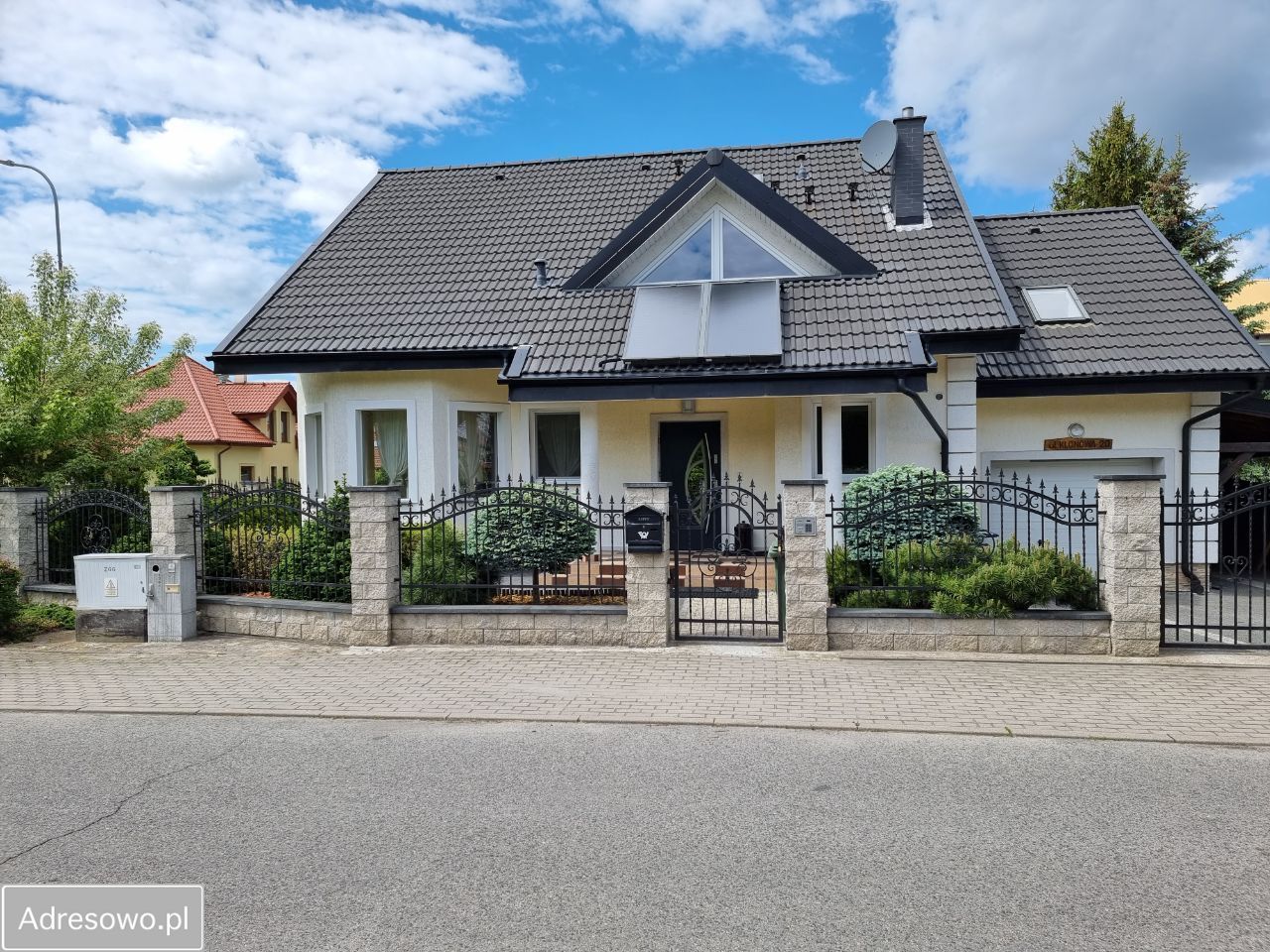 dom wolnostojący, 5 pokoi Elbląg, ul. Klonowa