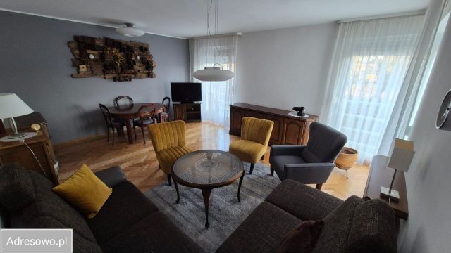 Mieszkanie 4-pokojowe Poznań Stare Miasto, ul. Słowiańska. Zdjęcie 1